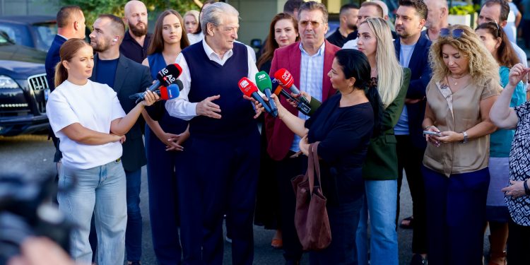 Berisha Returns from First U.S. Trip Since ‘Non Grata’ Sanction, Claims Trump’s Speech Rattled Rama
